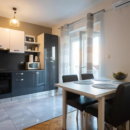 Andrea'S Apartment Zadar Exterior photo